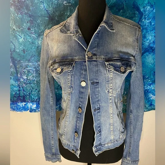 Jean jacket - Picture 5 of 13